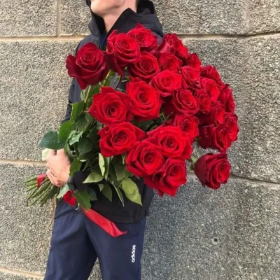 Купить Букет из 25 гигантских роз (110 см)