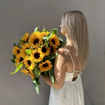 Купить Букет подсолнухов 15 шт