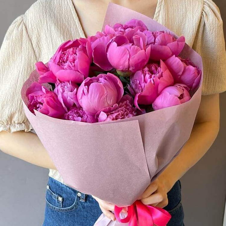 Заказ цветов: Малиновые пионы 15 шт - ракурс 1