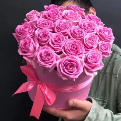 Купить Розовые Розы в коробке